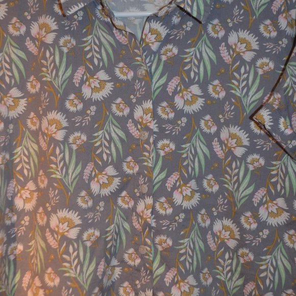 Universal Thread Dolman Sleeve Button Front Top M - Picture 4 of 4